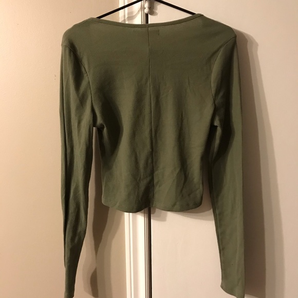 3/$25 Green long sleeve shirt with buttons - Picture 3 of 3